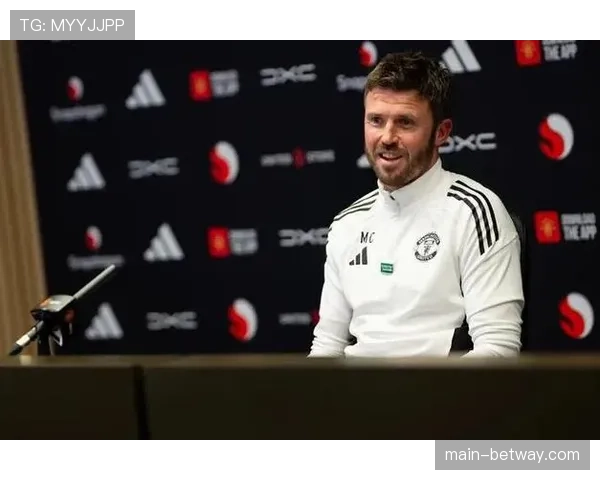 曼联客场零封埃弗顿终结防守隐患 卡里克双后腰体系构建屏障